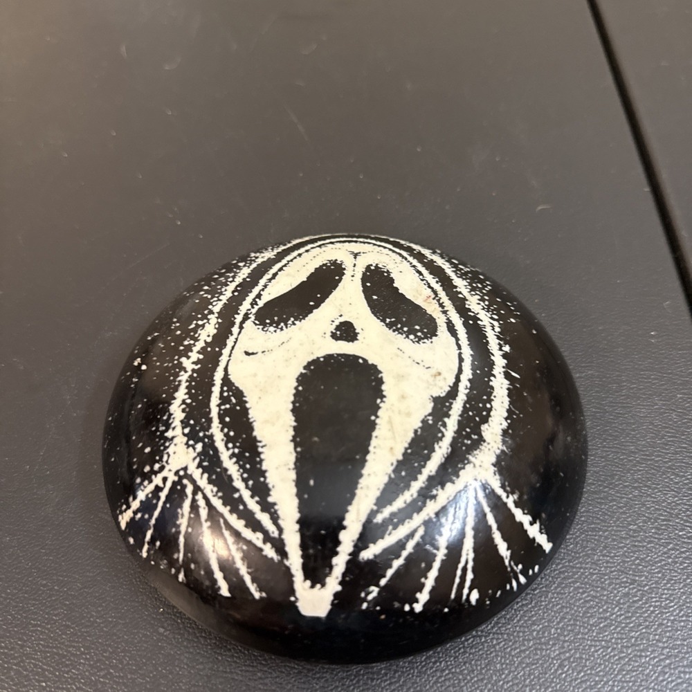 Vintage Scream Ghostface Blinking Light Easter Unlimited. Light Does Not Work.